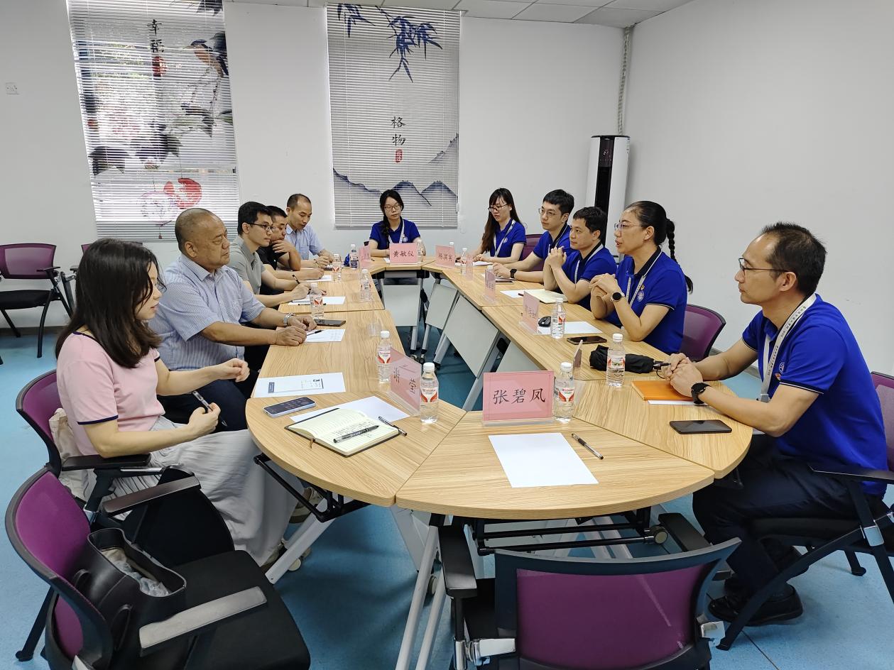 交流学习拓思路,互学互鉴促提升——图书馆一行赴兄弟院校参观调研